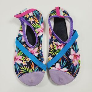 FitKicks Lush Life Yoga Shoes Womens Small Floral Hawaiian